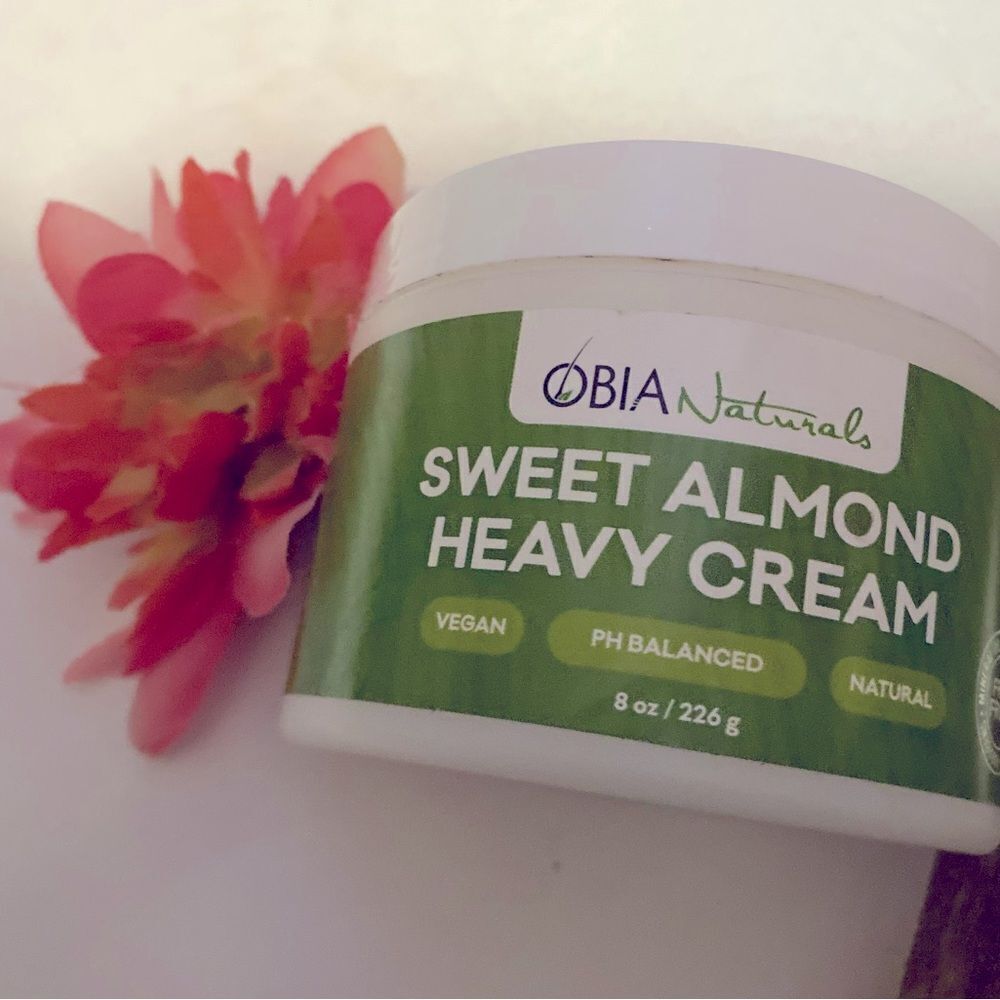 🛍️ OBIA Naturals Sweet Almond Heavy
Cream 8 OZ / 226g 💥